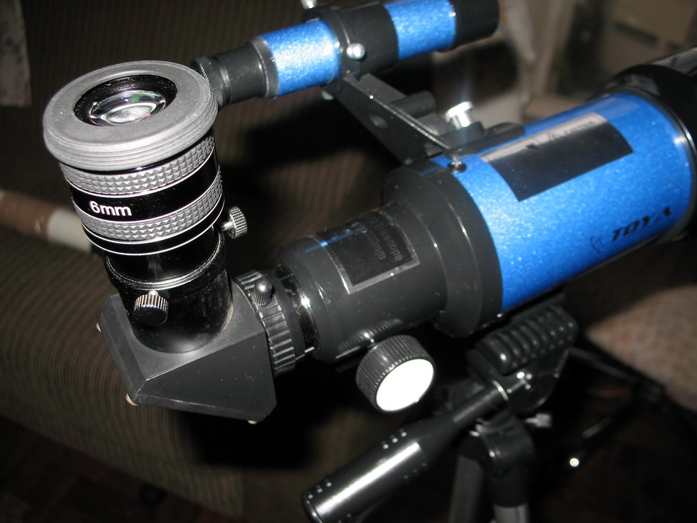 Toya 70 mm f/4.2 with TMB 6 mm eyepiece - 50x