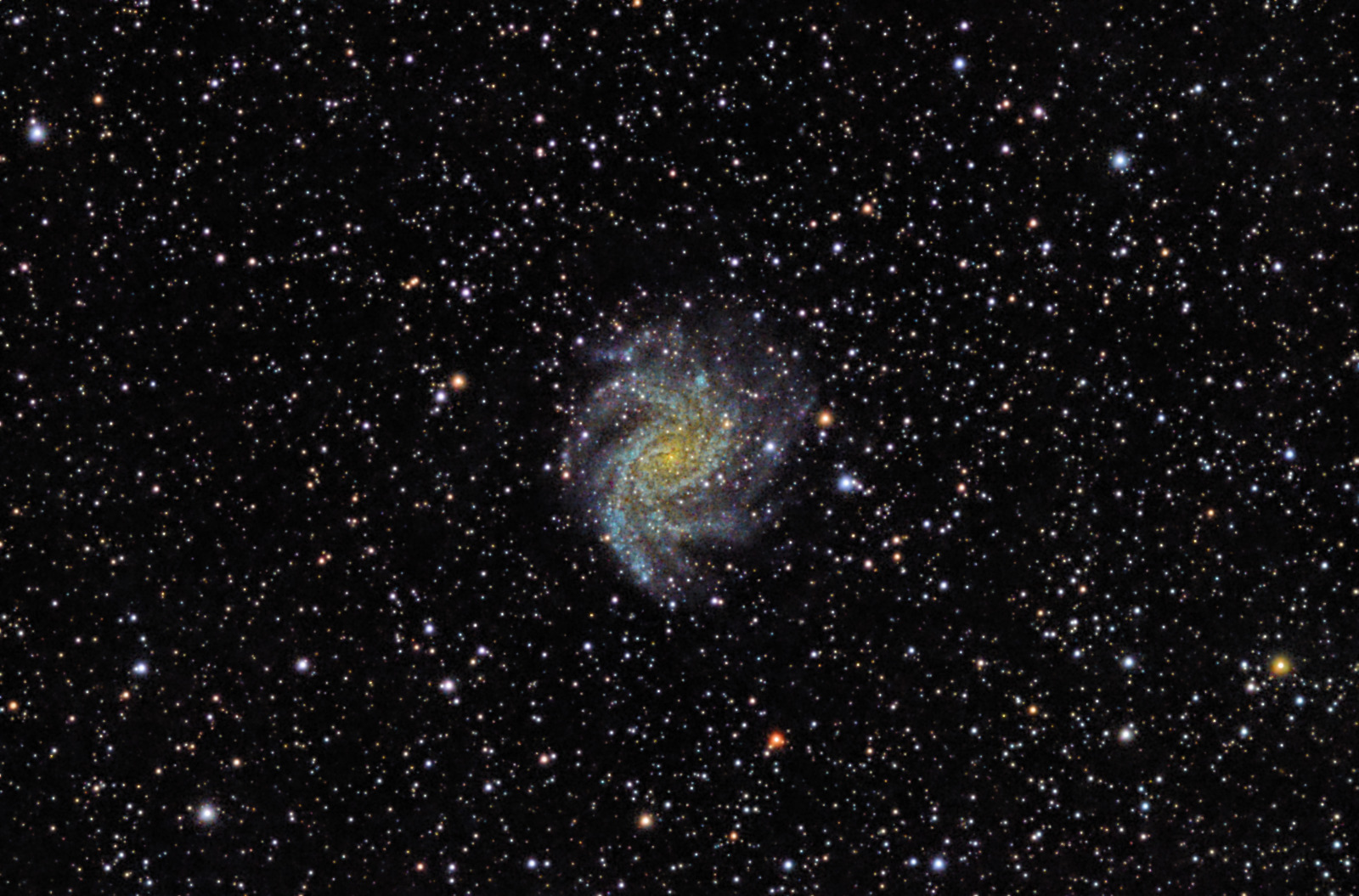 NGC6946 K2 5 8hr close ST8 2C