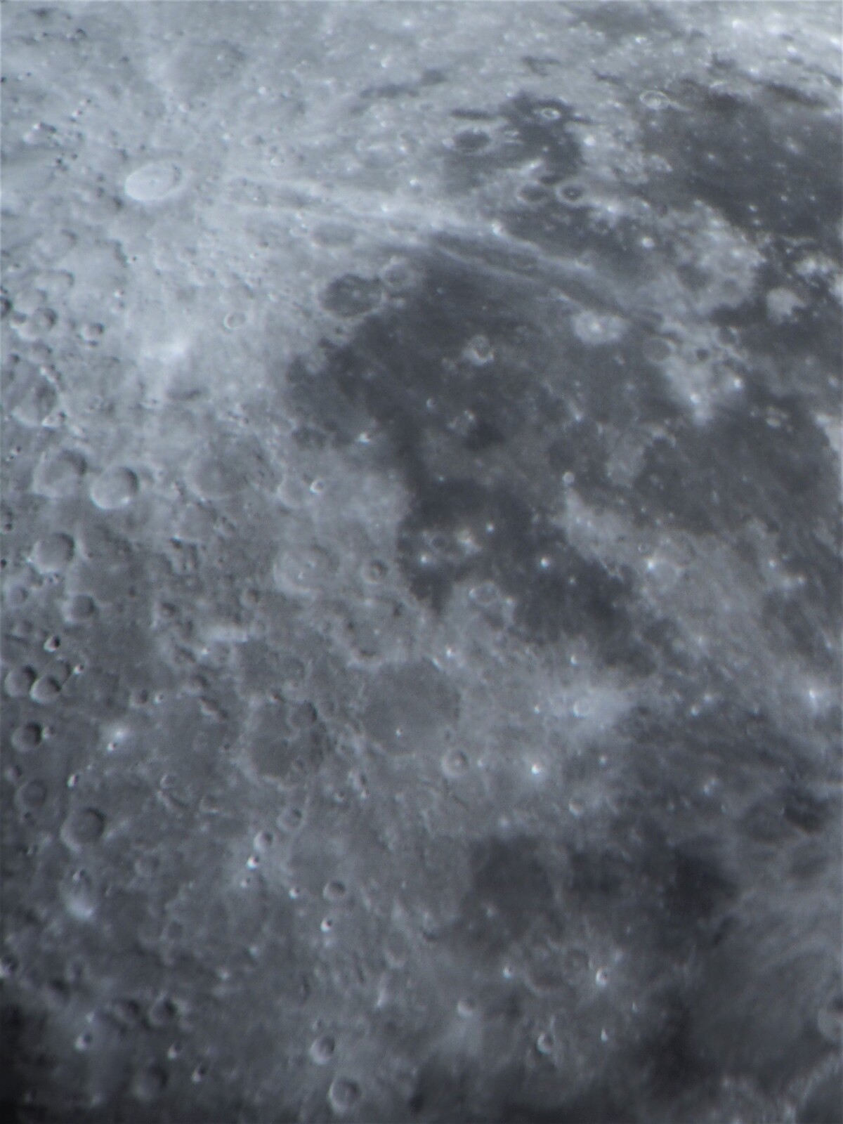 Moon close Up Odysee 8 P7282759
