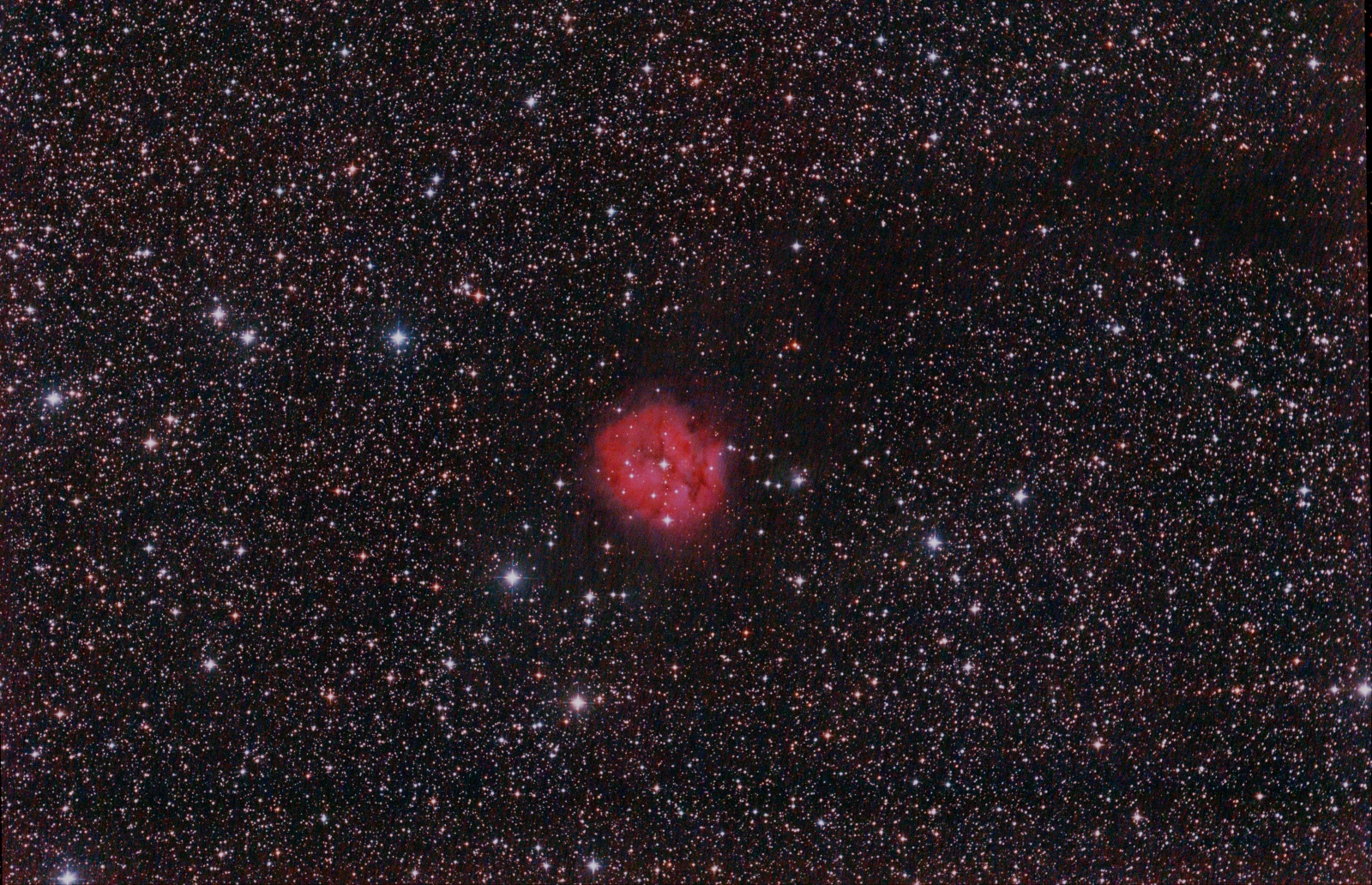 IC5146 Cocoon-nebula + Barnard 168 in Cygnus 2h Idas V4-filter June 5th 2022 + 2h 20min Optolong lpro-filter 21th 2022; 8" f/4 newtonian; mod. Canon 600d;more stretched!