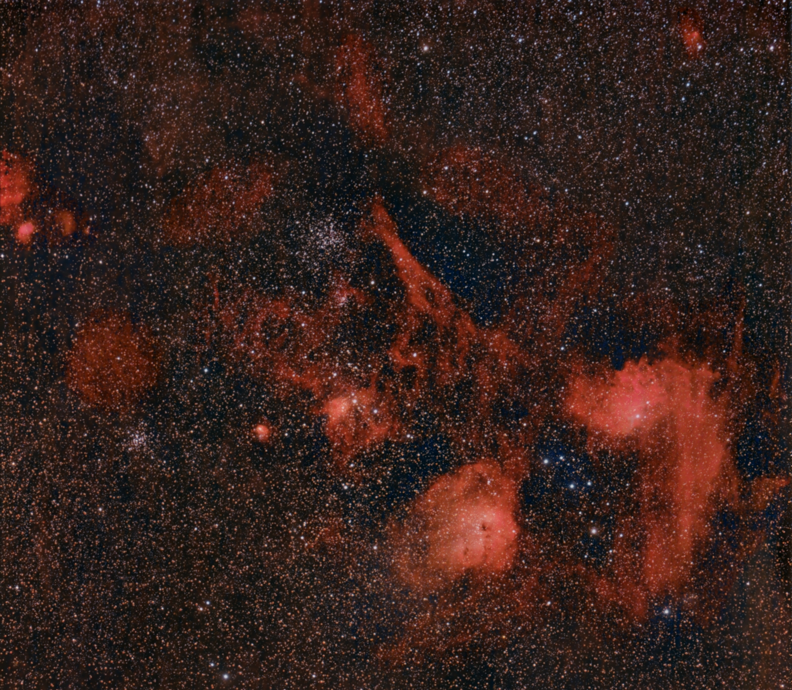 auriga widefield: Samyang 135mm; Canon 77da; 2h 6min; Idas V4-filter; from decembre 25th 2021; Ha-red more stretched and rather weak stars; IC 405, IC410, M38, M36, etc.;
