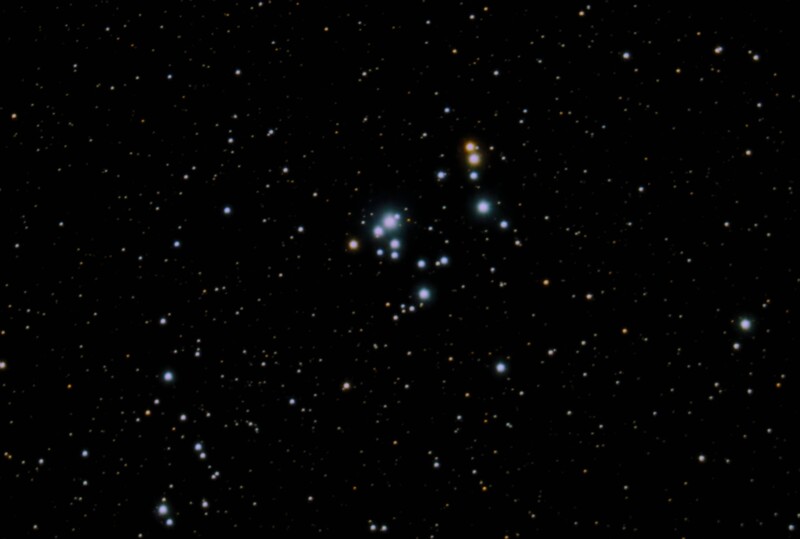 "37"-Cluster NGC 2169 with C9.25 at about 1525mm + mod. Canon 77d; 217x10 sec unguided; no filter; Mond at horizon; bad seeing; from February 8th, 2023;