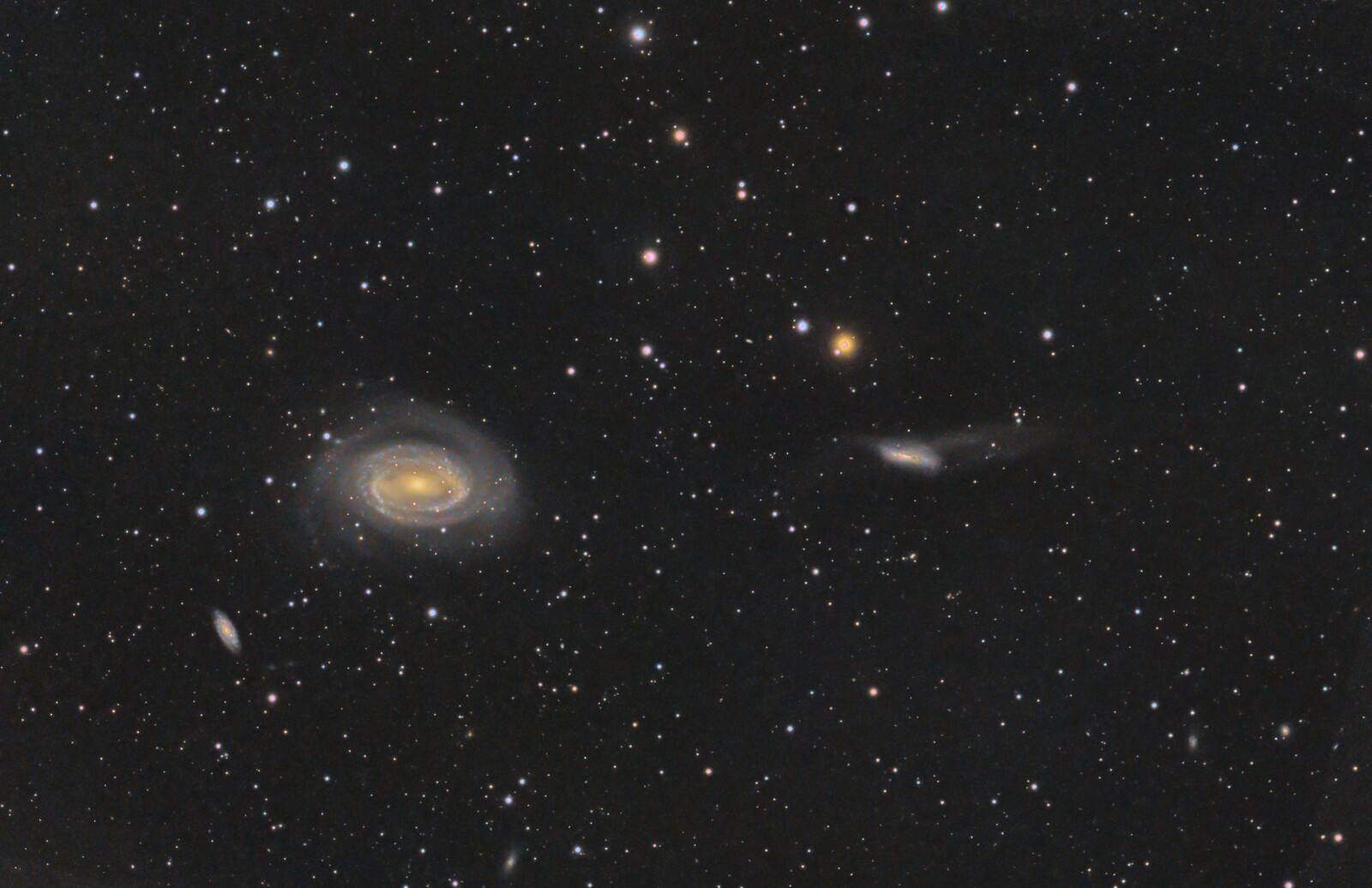NGC 4725 LRGB