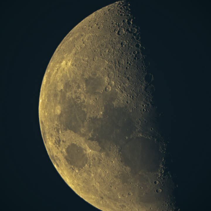 Moon 00001r1s