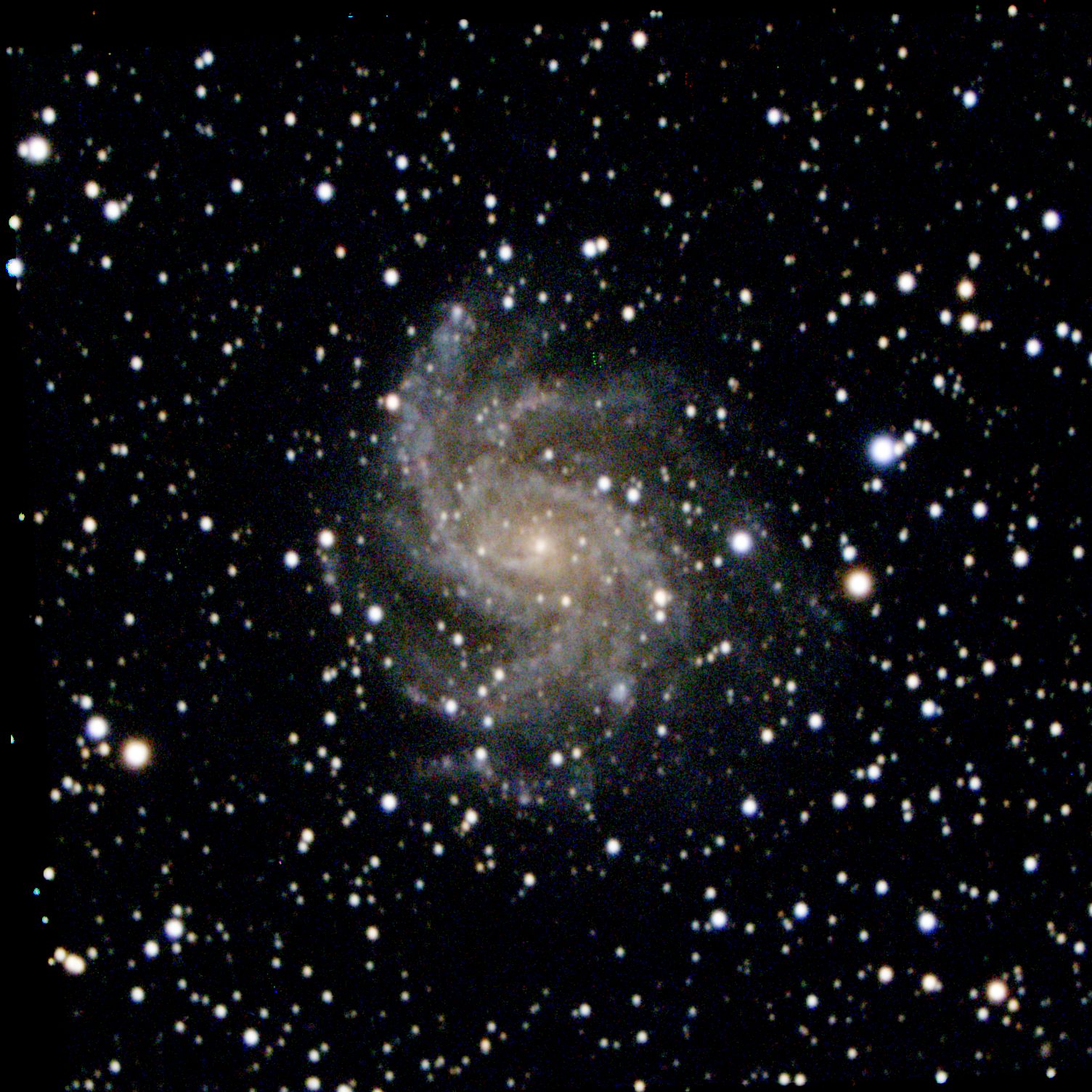 NGC 6946 - Fireworks Sp.G._ZWO ASI533MC Pro_25 x 45,0s = 1125s_3_06_2022T00_44_23.jpg