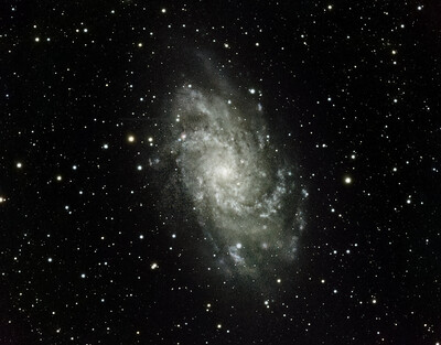 M33 (812 exp)