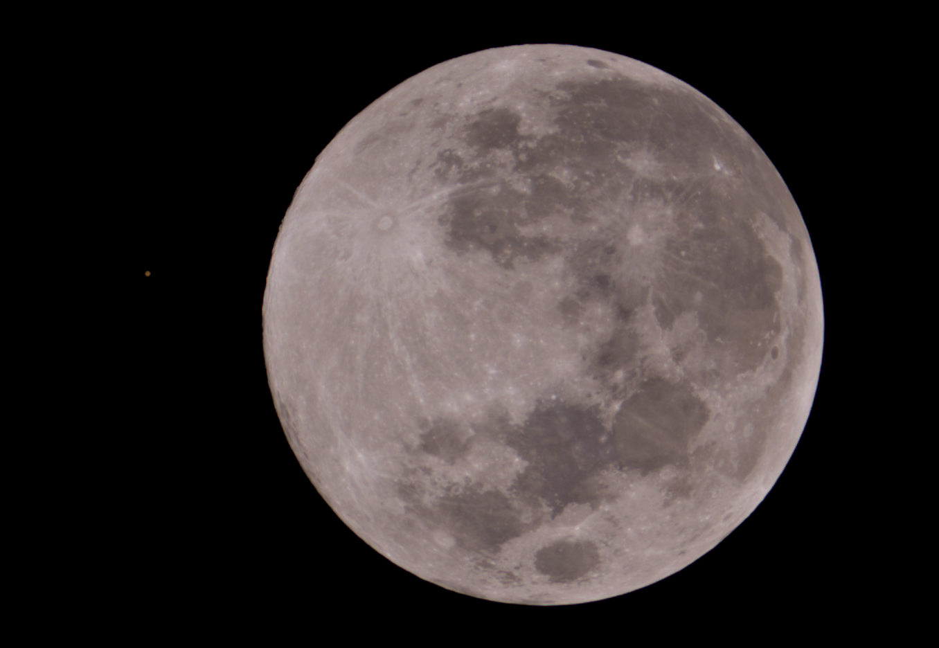 Moon And Mars 13 frames 0s (UV IR)