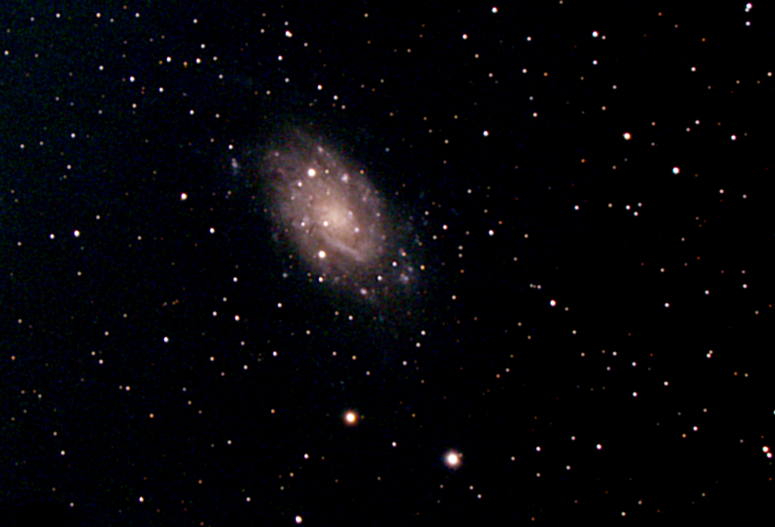 NGC2403 Stack 86frames 1290s WithDisplayStretch crop