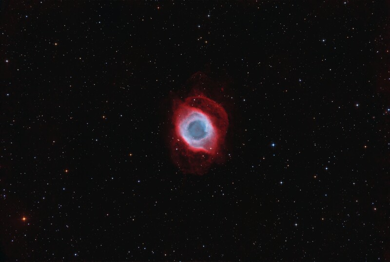 NGC 7293 Helix Bicolor with RGB stars full FOV