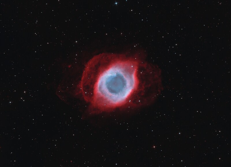 NGC 7293 Helix Bicolor