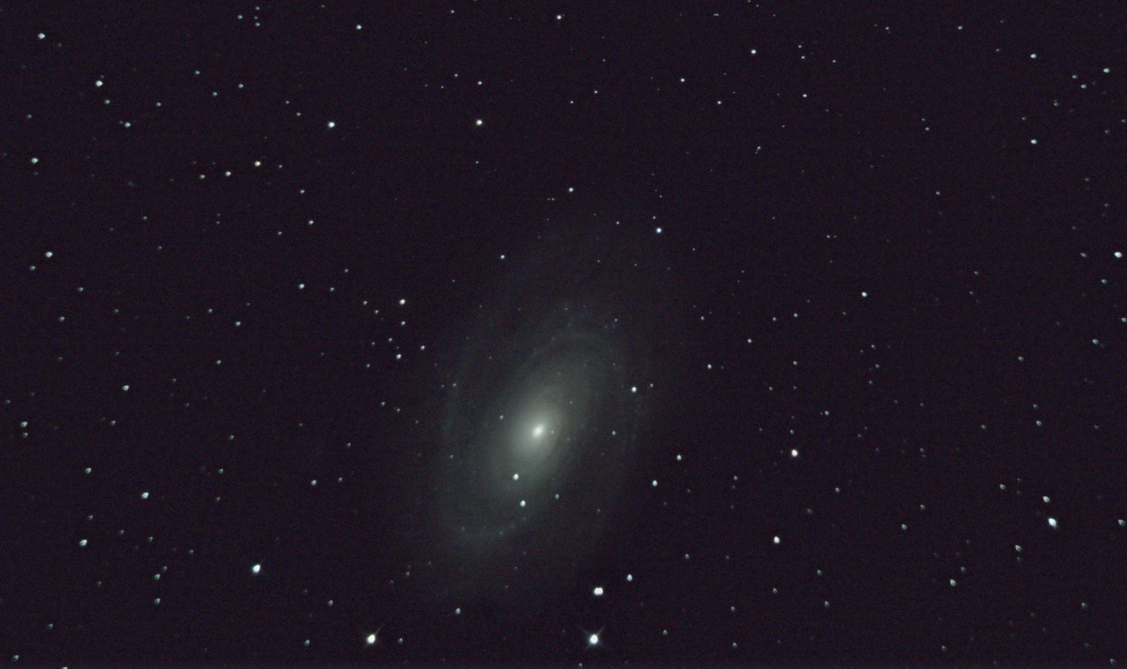 M81 ONLY (82 Out Of frame) 21@30s ISO1600