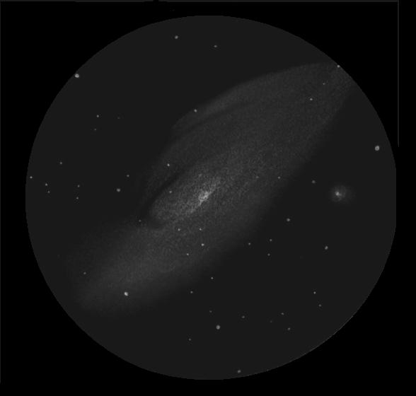 Https m 31. М31 Галактика Андромеды в телескоп. Галактика Андромеды в телескоп 70мм. Галактика Андромеды в телескоп 200 мм. Галактика Андромеды м 31 вид в телескоп.