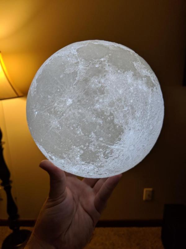 moon lamp.jpg