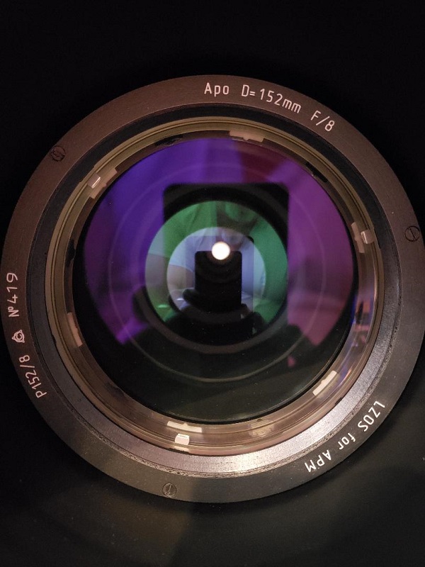 APM LZOS 152 Lens.jpg
