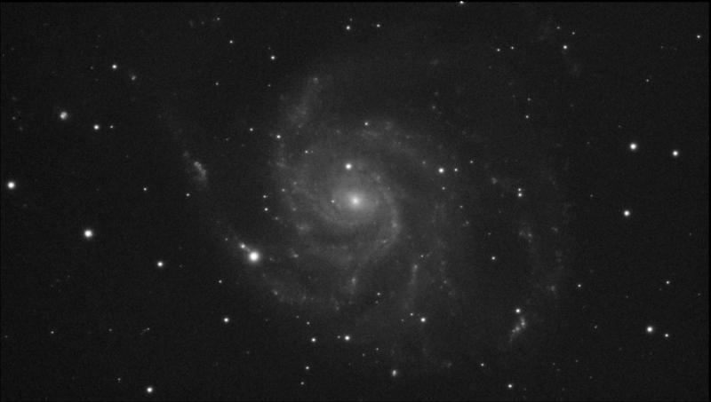 M101_SN_f5.5_Light_Stack_40frames_15sec_RS_Bin1_19.6C_gain300_2023-05-27_001842.jpg