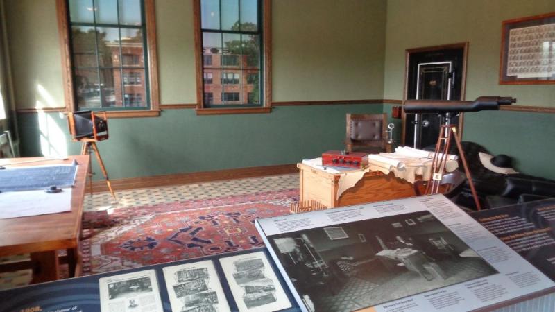 Ford_Piquette_Avenue_Plant_-_Henry_Ford's_Office.jpg