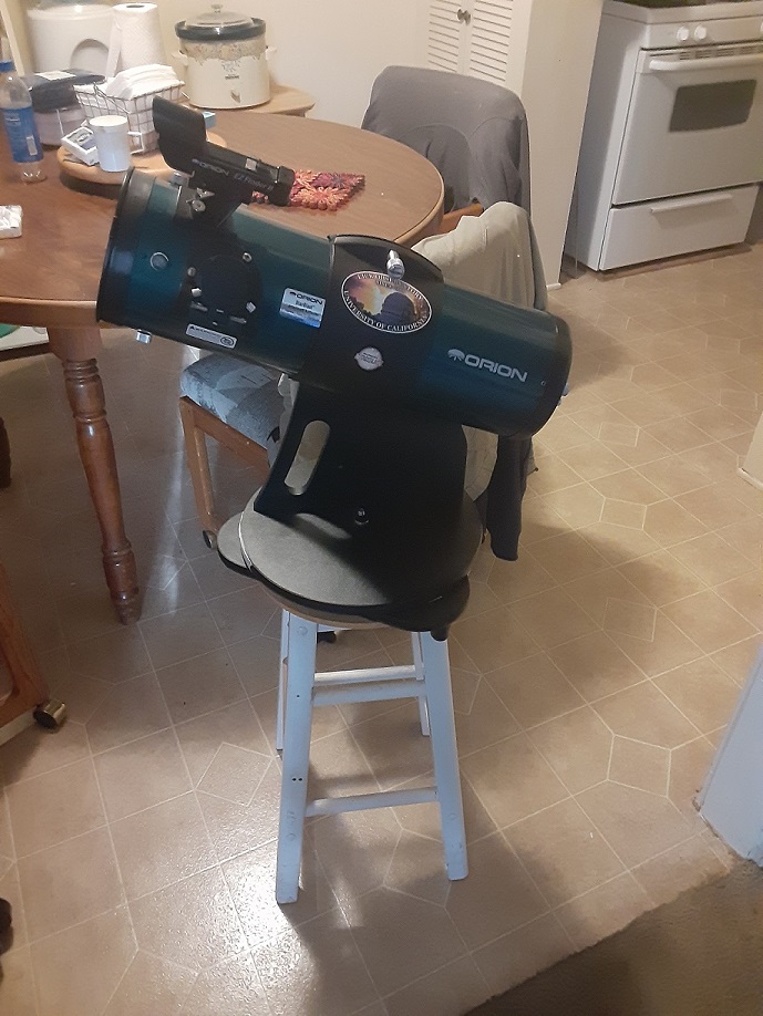 Orion StarBlast Telescope Review (4.5″ and 6″)