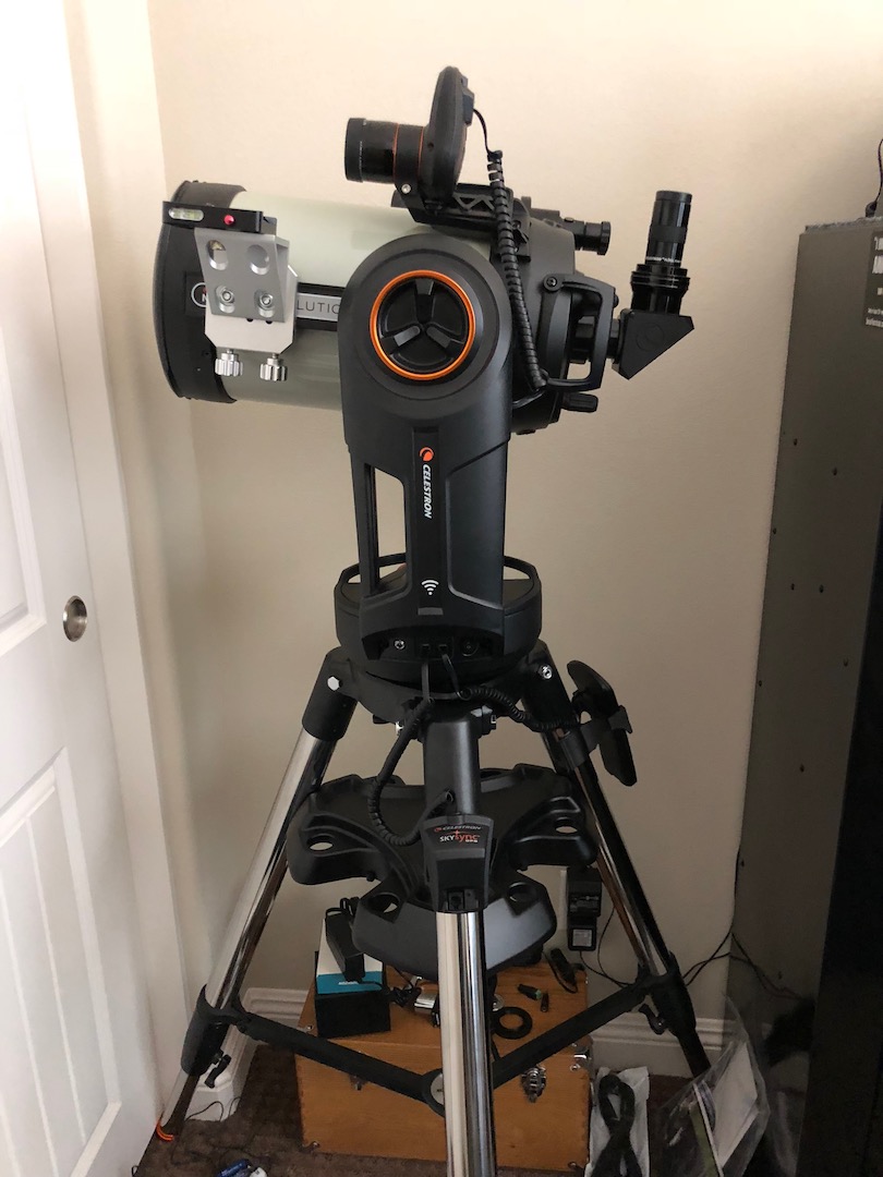 Celestron 8SE and Evolution 8 finder mounting positions - Celestron