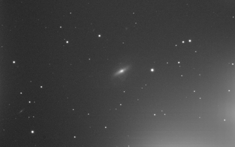 NGC2685_frame72_Lum_300sec_1x1__15_0C_2015_11_16_050335_clone.jpg