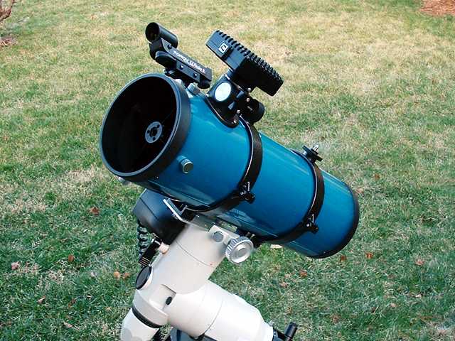 Orion StarBlast 4.5-inch f/4 Newtonian reflector telescope for