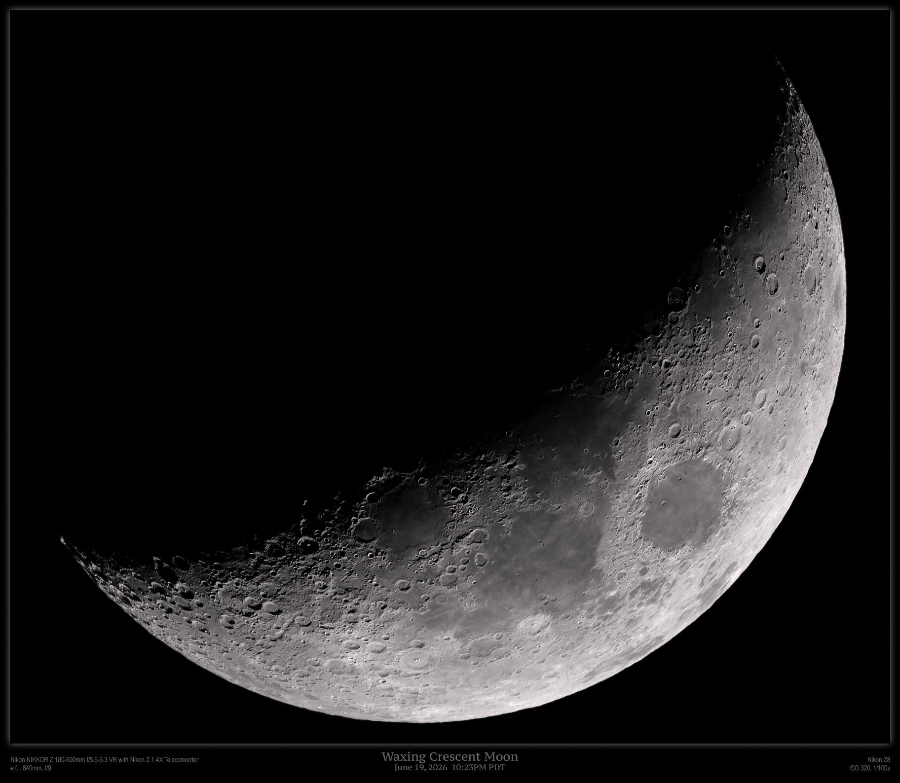Moon　 The Waxing Crescent Moon Captured on June 19 2026 - Lunar